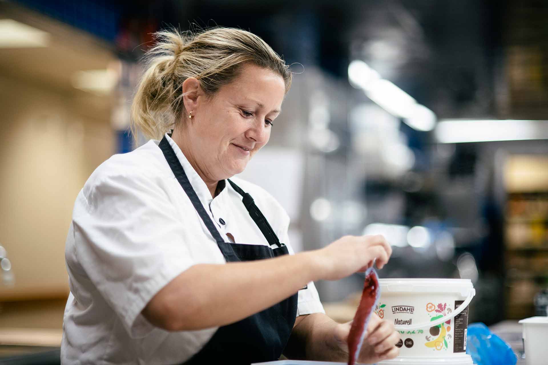 margaretabsandeback200914_MBS5067-Edit